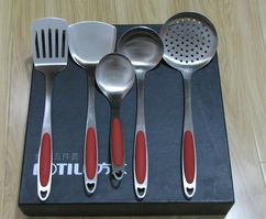 廚房用品與廚房用具的區(qū)別與選擇指南